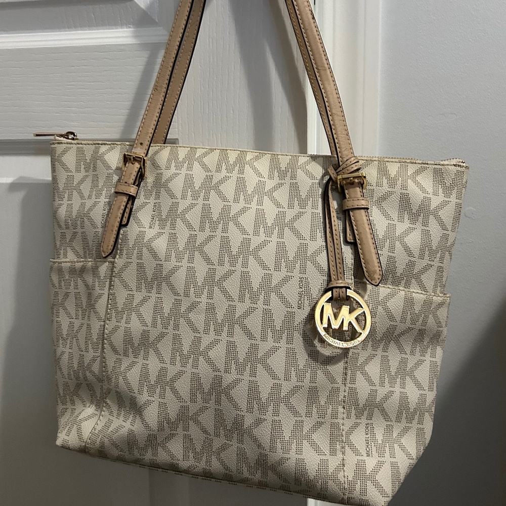 Michael Kors Tote